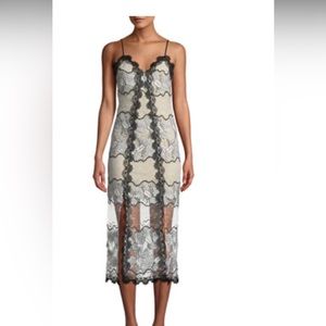 Elliatt Villa Spaghetti-Strap V-Neck Floral Lace Midi Dress w/ Sheer Hem, size M